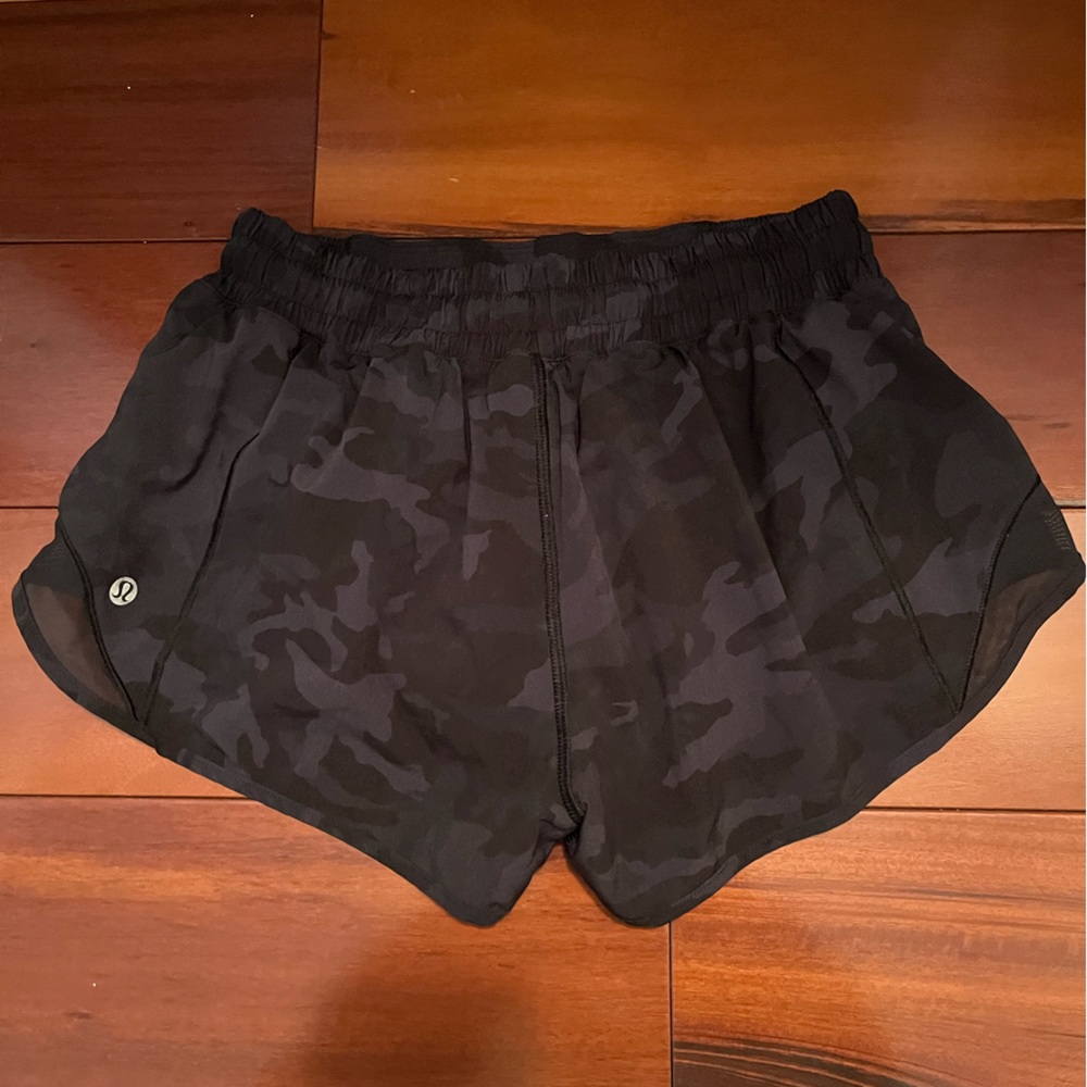 Lululemon Shorts (size 6)